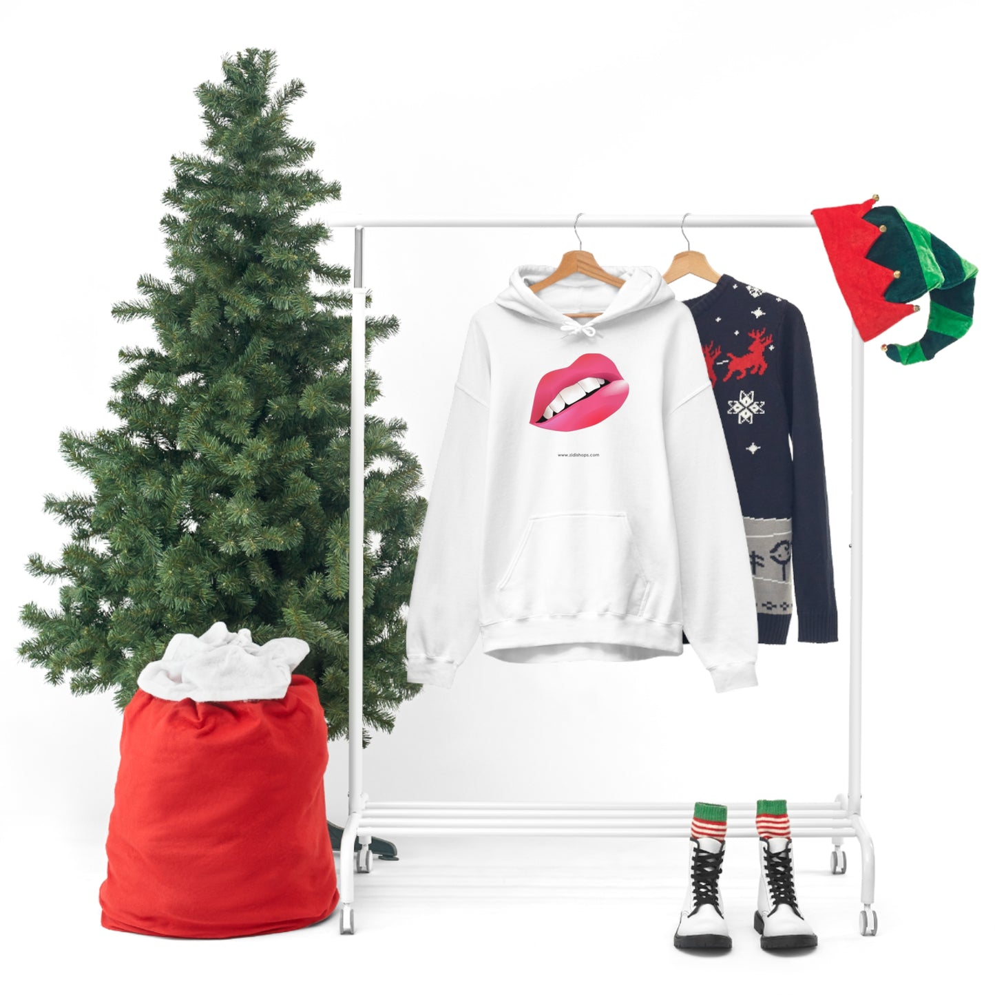 LIPS, Unisex Heavy Blend™ Hooded Sweatshirt, thick blend of cotton and polyester, soft feel alongside warmth.