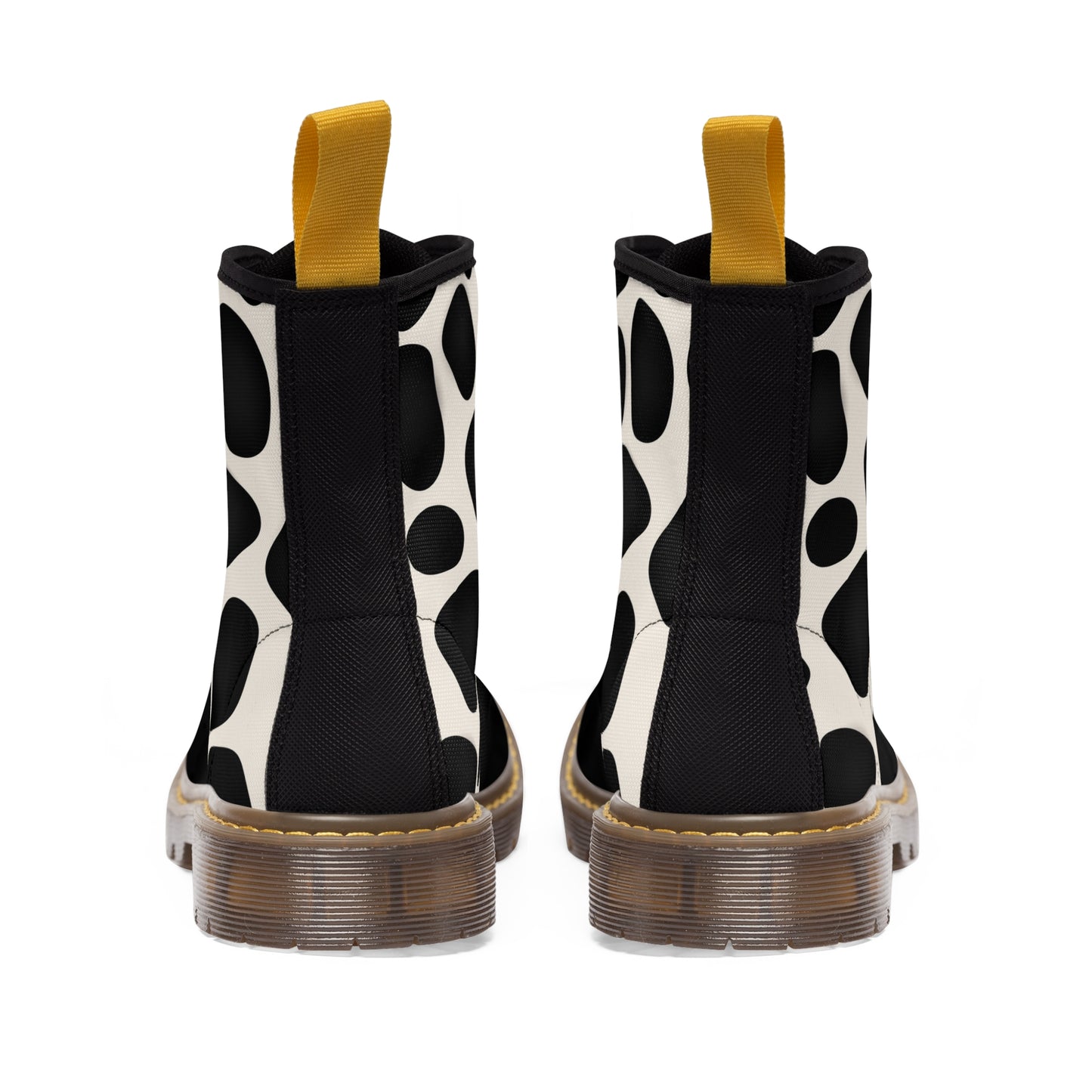 Unisex Canvas Boots, panda pattern, the boots provide soft and comfortable wearing for UNISEX use. They have a breathable foam insole to ensure anti-heat, anti-moisture and anti-corrosion conditions.