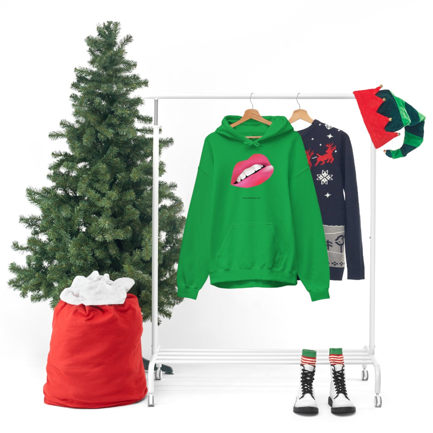 LIPS, Unisex Heavy Blend™ Hooded Sweatshirt, thick blend of cotton and polyester, soft feel alongside warmth.