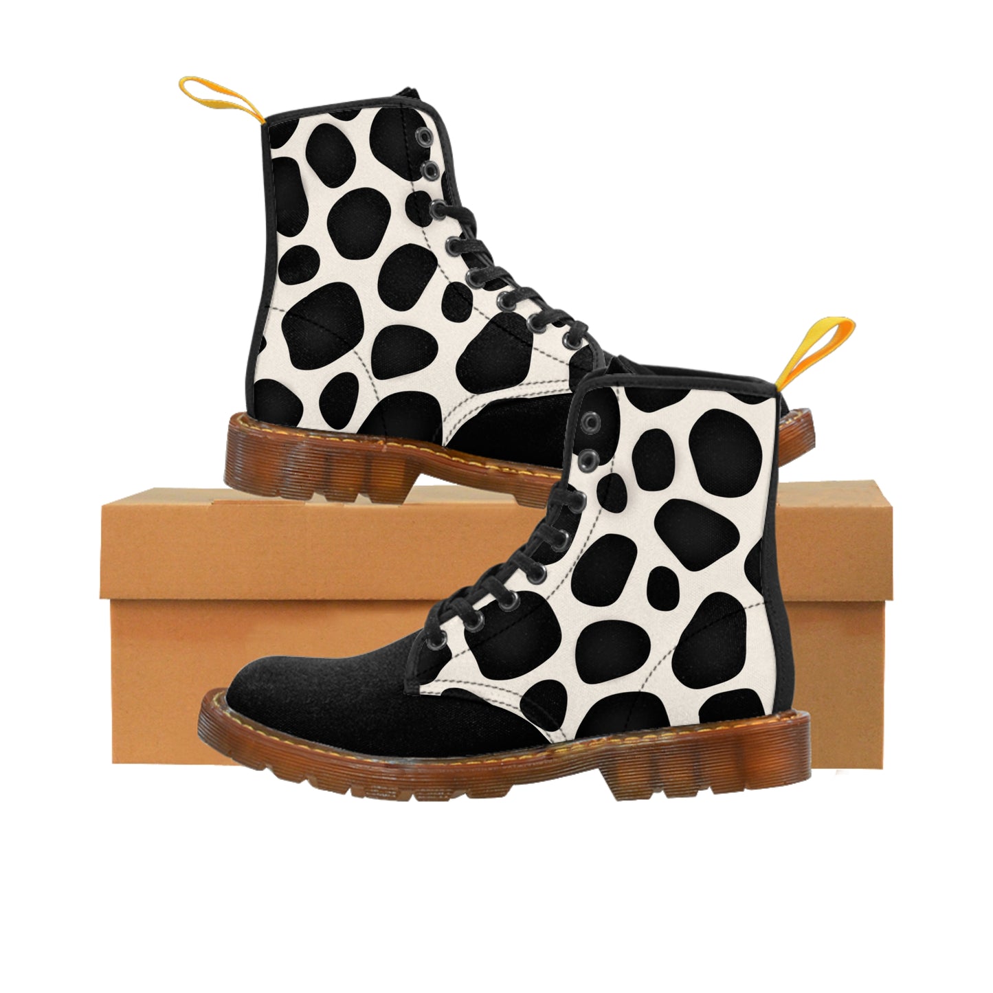 Unisex Canvas Boots, panda pattern, the boots provide soft and comfortable wearing for UNISEX use. They have a breathable foam insole to ensure anti-heat, anti-moisture and anti-corrosion conditions.