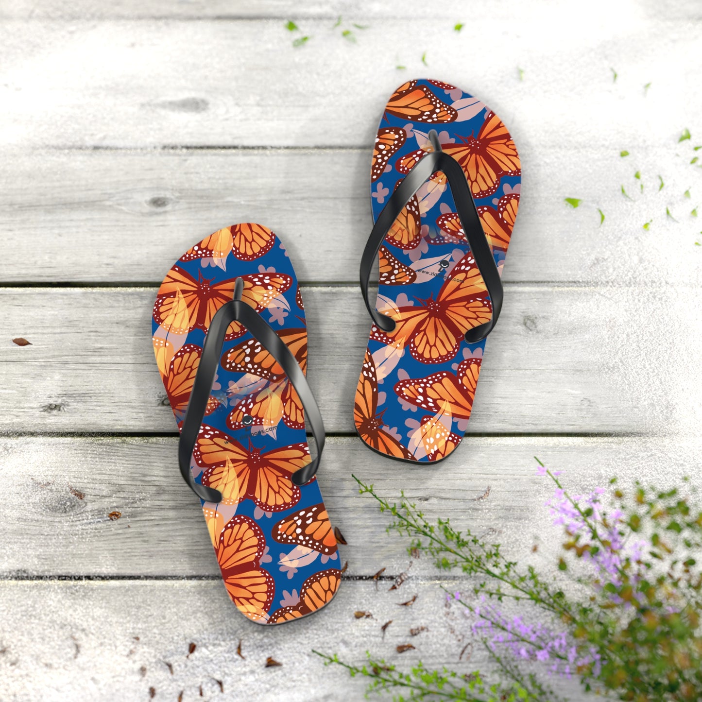 Flip Flops All-day comfort, Slippers, colorful, With an easy slip-on design, a cushioned footbed. Mixed colors butterfly