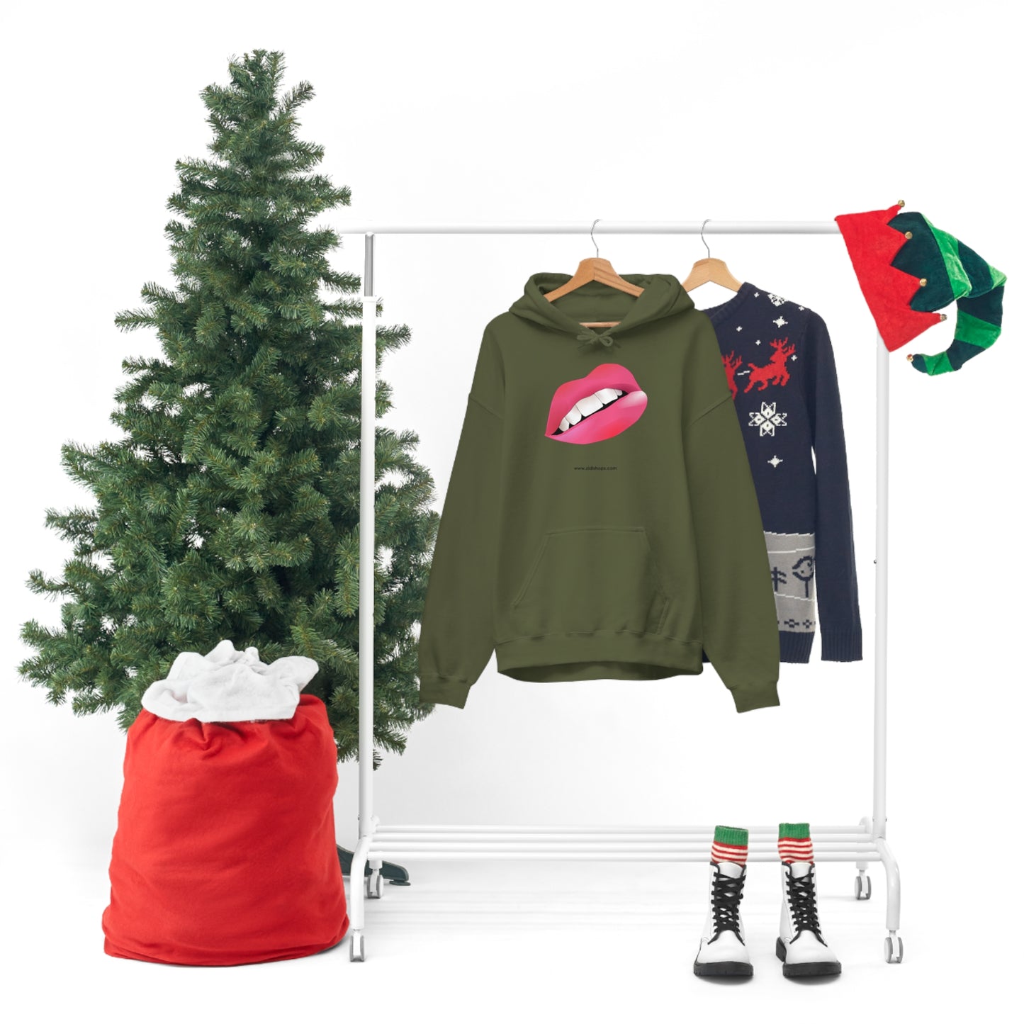 LIPS, Unisex Heavy Blend™ Hooded Sweatshirt, thick blend of cotton and polyester, soft feel alongside warmth.