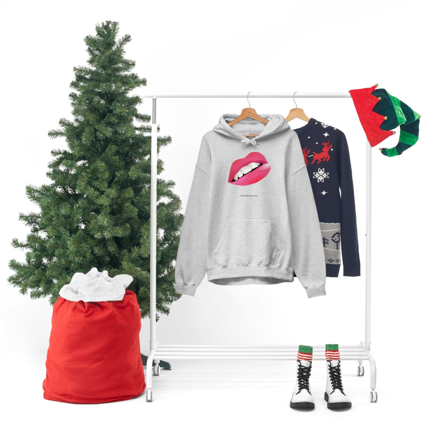 LIPS, Unisex Heavy Blend™ Hooded Sweatshirt, thick blend of cotton and polyester, soft feel alongside warmth.