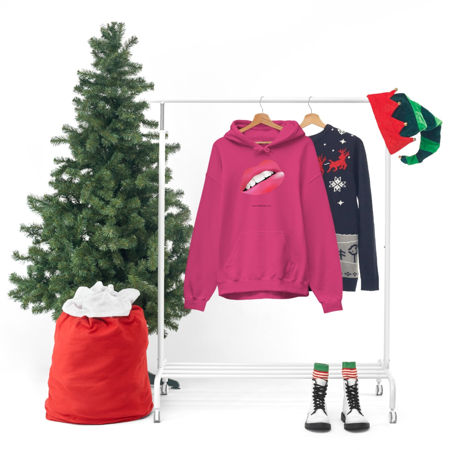 LIPS, Unisex Heavy Blend™ Hooded Sweatshirt, thick blend of cotton and polyester, soft feel alongside warmth.