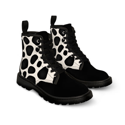 Unisex Canvas Boots, panda pattern, the boots provide soft and comfortable wearing for UNISEX use. They have a breathable foam insole to ensure anti-heat, anti-moisture and anti-corrosion conditions.